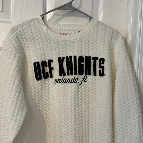 NWOT Women’s Pressbox UCF Knights White Ivory Roxy Crew Pullover Sweatshirt Sz M - Picture 3 of 6